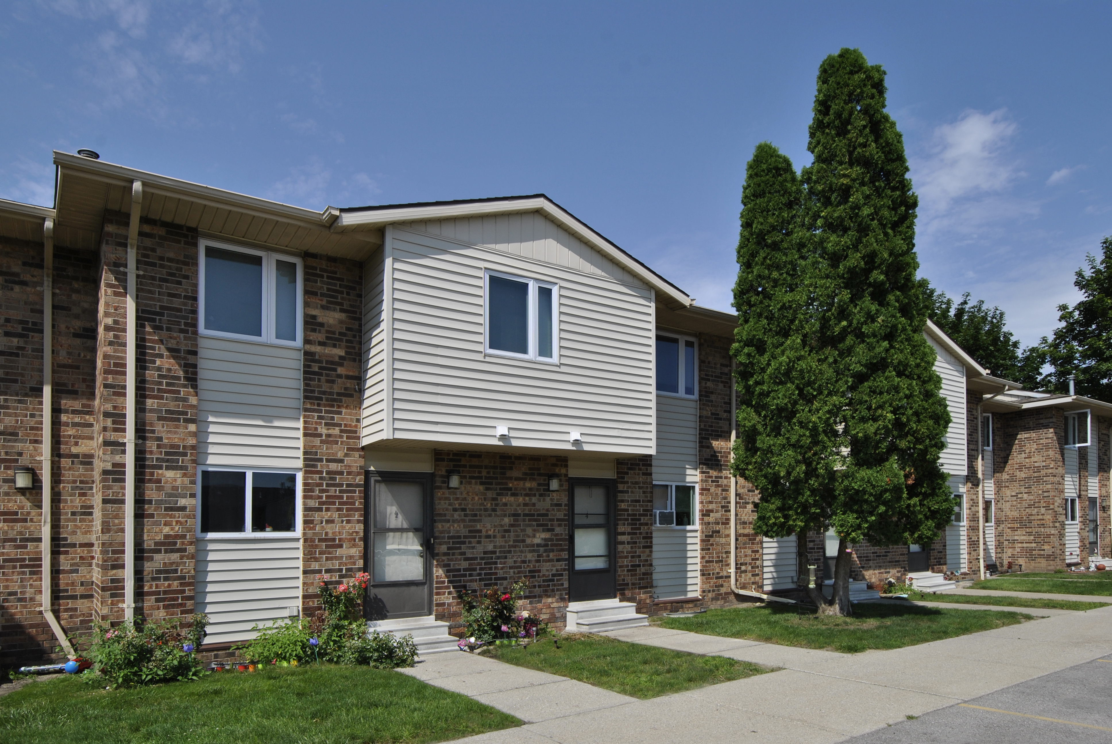 side view of blue water property